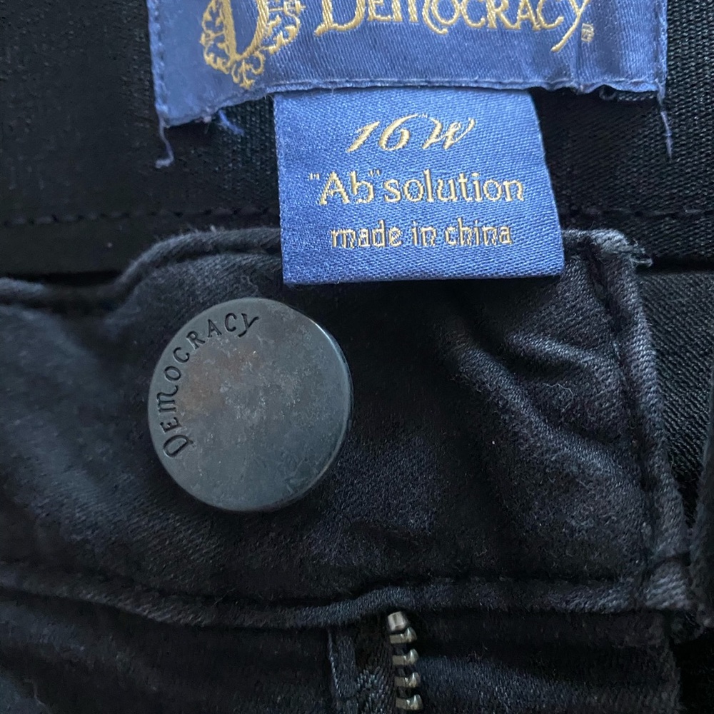 Size 16 w Democracy Jeans